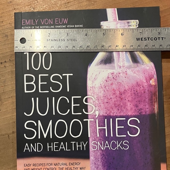 100 Best Juices, Smoothies and Healthy Snacks by - Black and Purple Edition - Picture 5 of 16